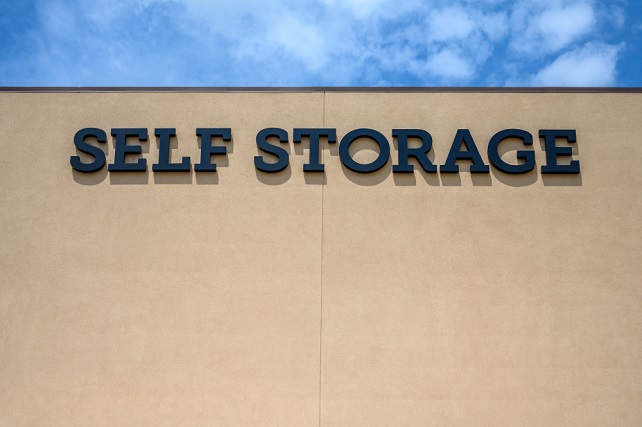 Self,Storage,Facility,Blue,Sky,Above